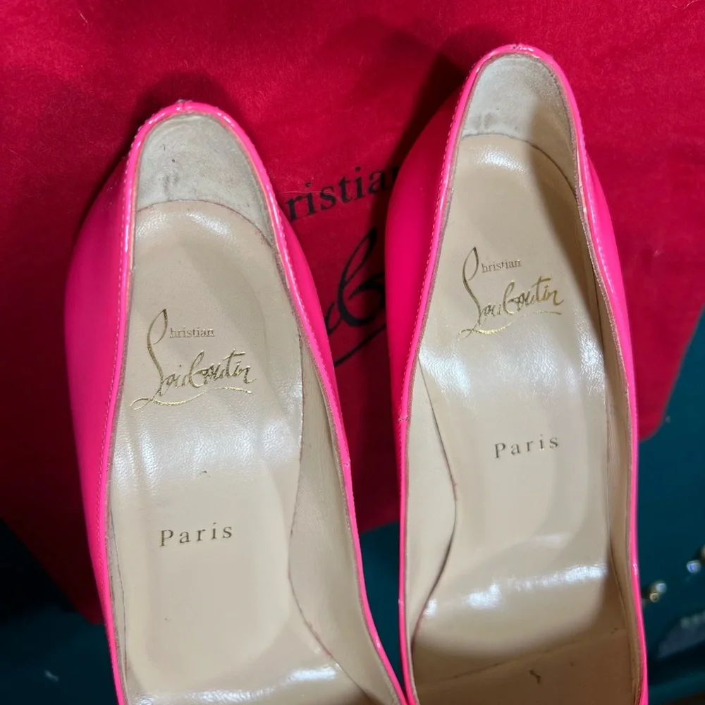 Christian Louboutin So Kate Heels - Pink EU 38.5 - Picture 6 of 9